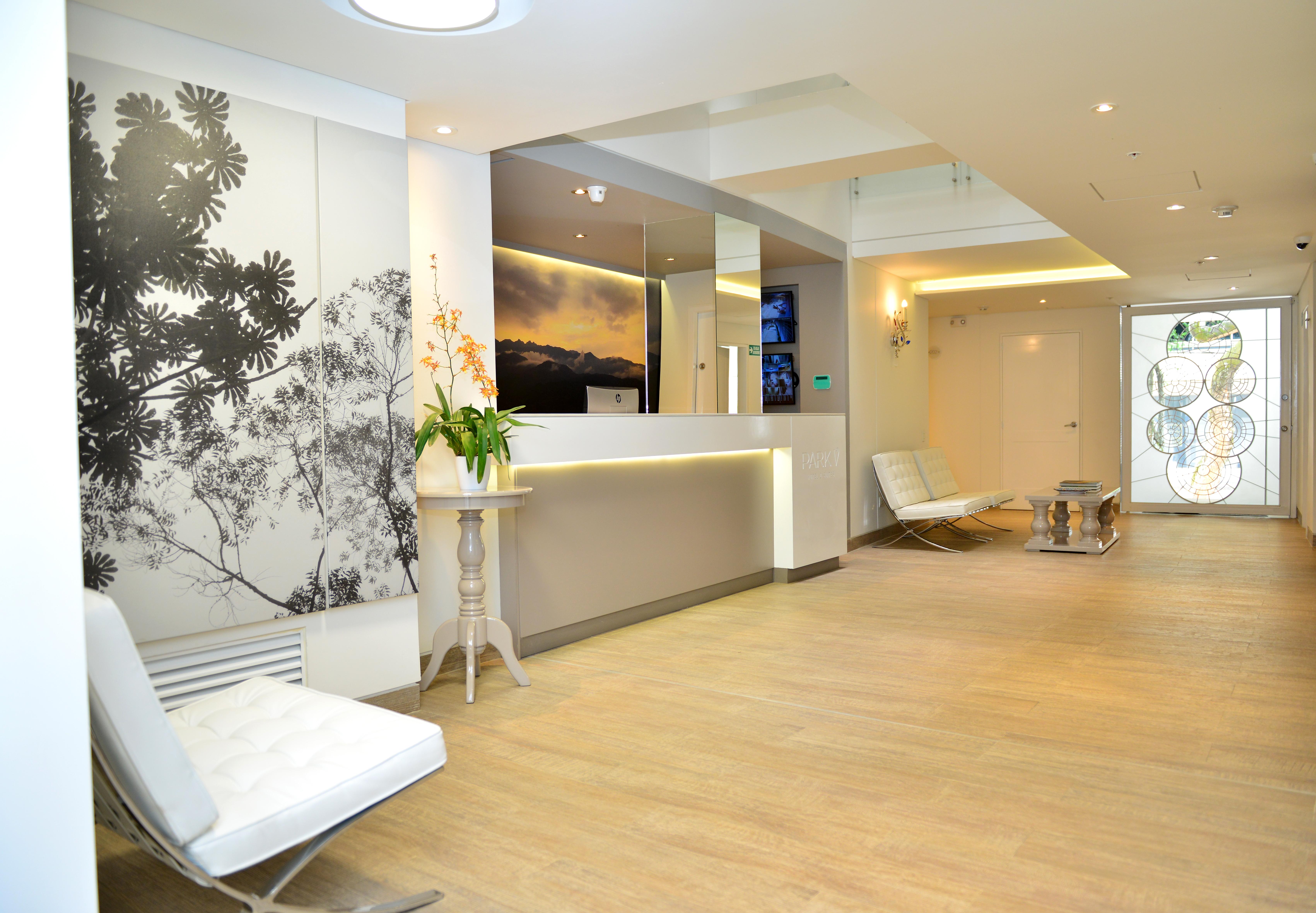 Park V Hotel & Suites Cali Esterno foto