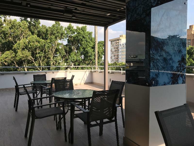 Park V Hotel & Suites Cali Esterno foto
