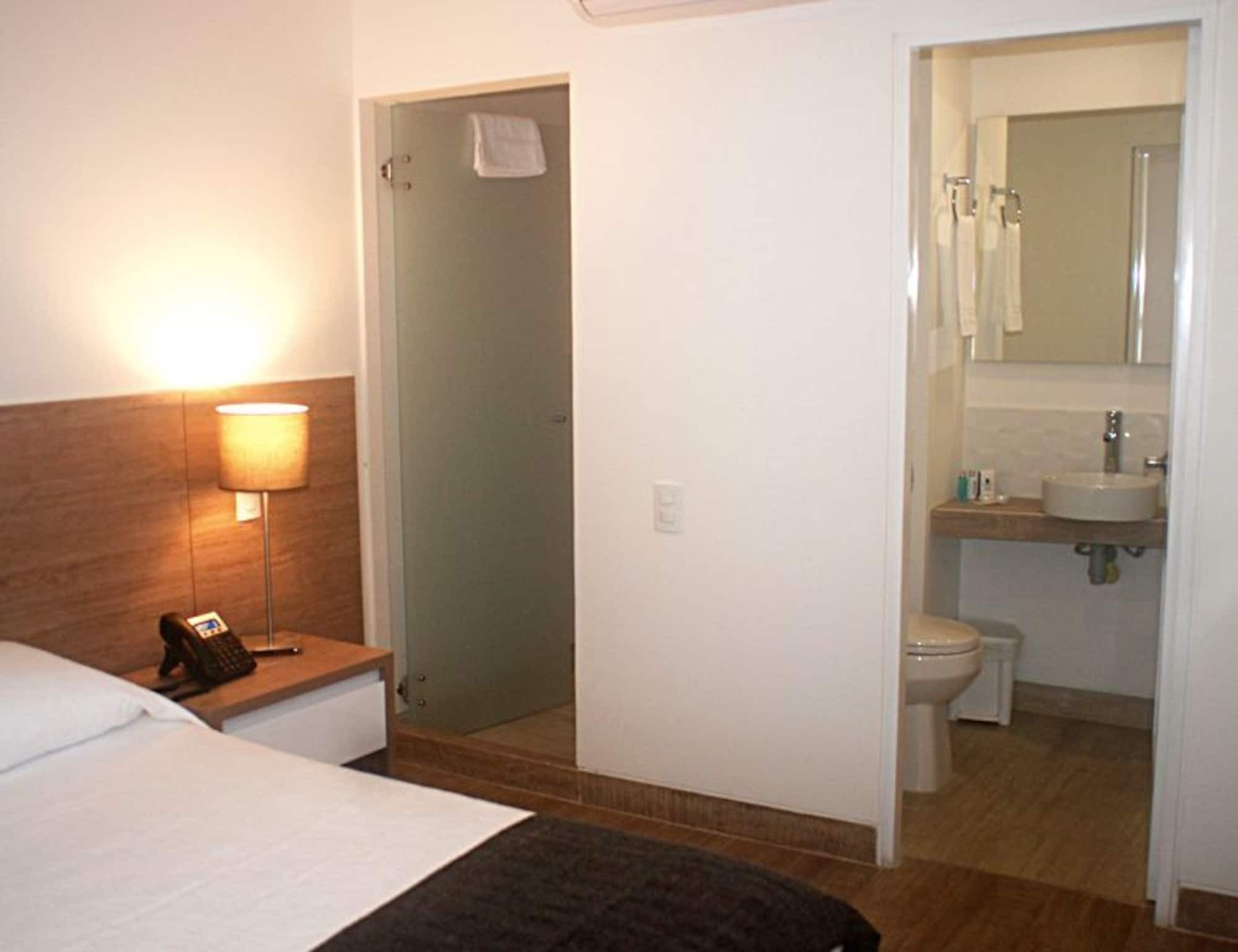 Park V Hotel & Suites Cali Esterno foto